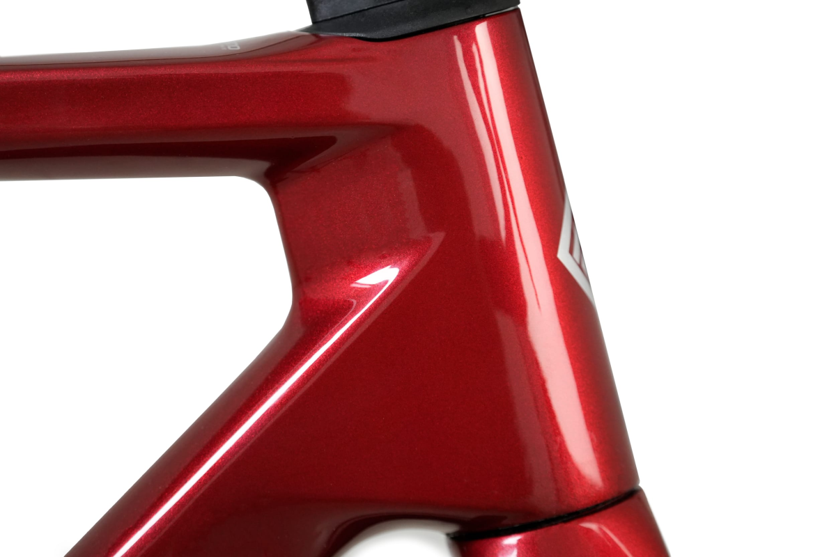 Megamo Pulse 05 CW 2026 Rojo #2