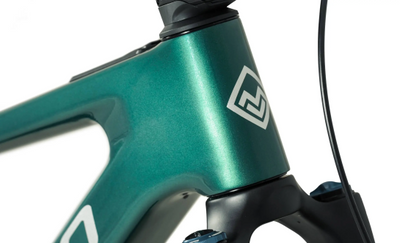 Megamo Reason AIR CRB 05 Avinox M2S 2027 Green